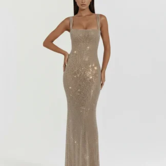 Vestido largo brillante con escote cuadrado