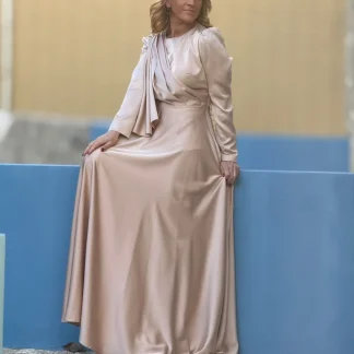 VESTIDO ROSA NUDE PRINCESA
