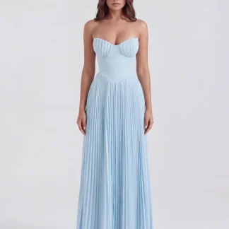 Vestido largo plisado con escote palabra de honor