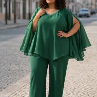 Macacão com brilho em decote