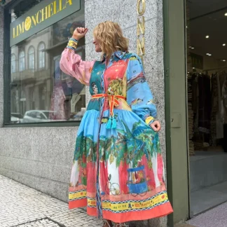 VESTIDO ESTAMPADO COM CINTO