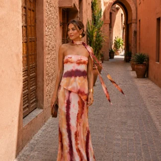 Vestido largo estampado con escote palabra de honor