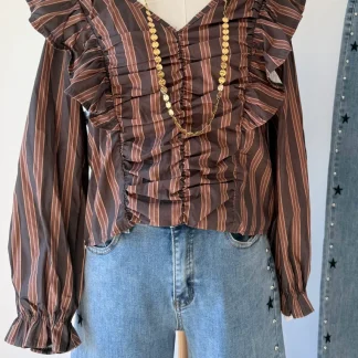Blusa com Riscas e Folho