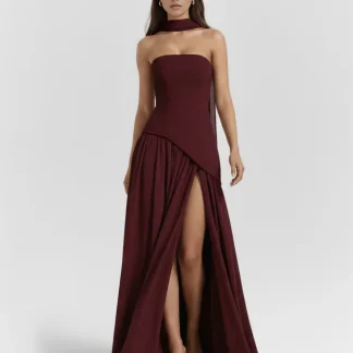 Vestido largo palabra de honor con abertura