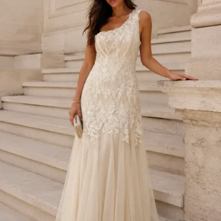 VESTIDO EM RENDA MARFIM