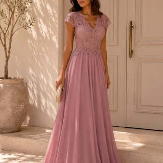 VESTIDO ROSA RENDADO
