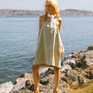 Conjunto de vestido com lenço